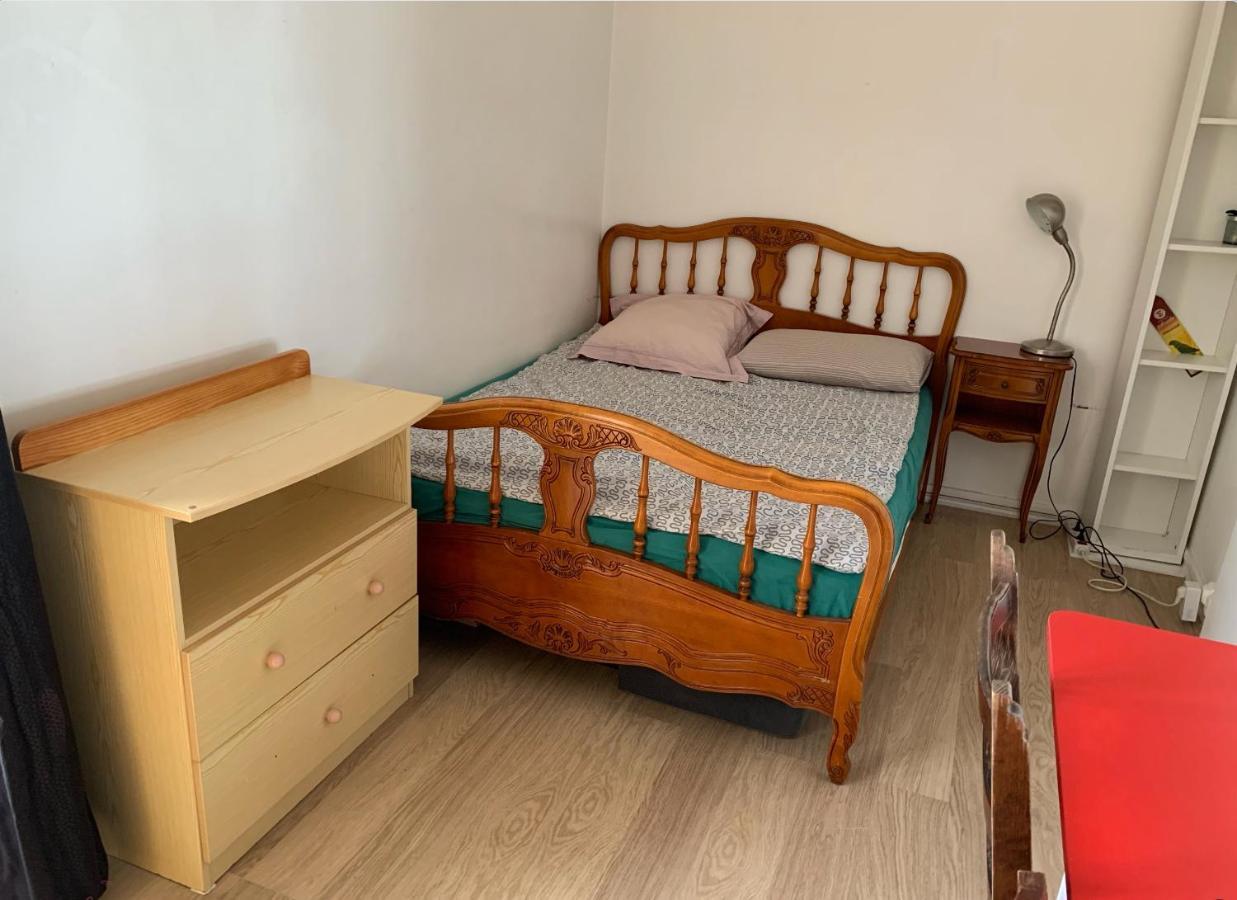 Une Chambre Simple Confortable Avec Acces Direct Aeroport D'Orly Extérieur photo